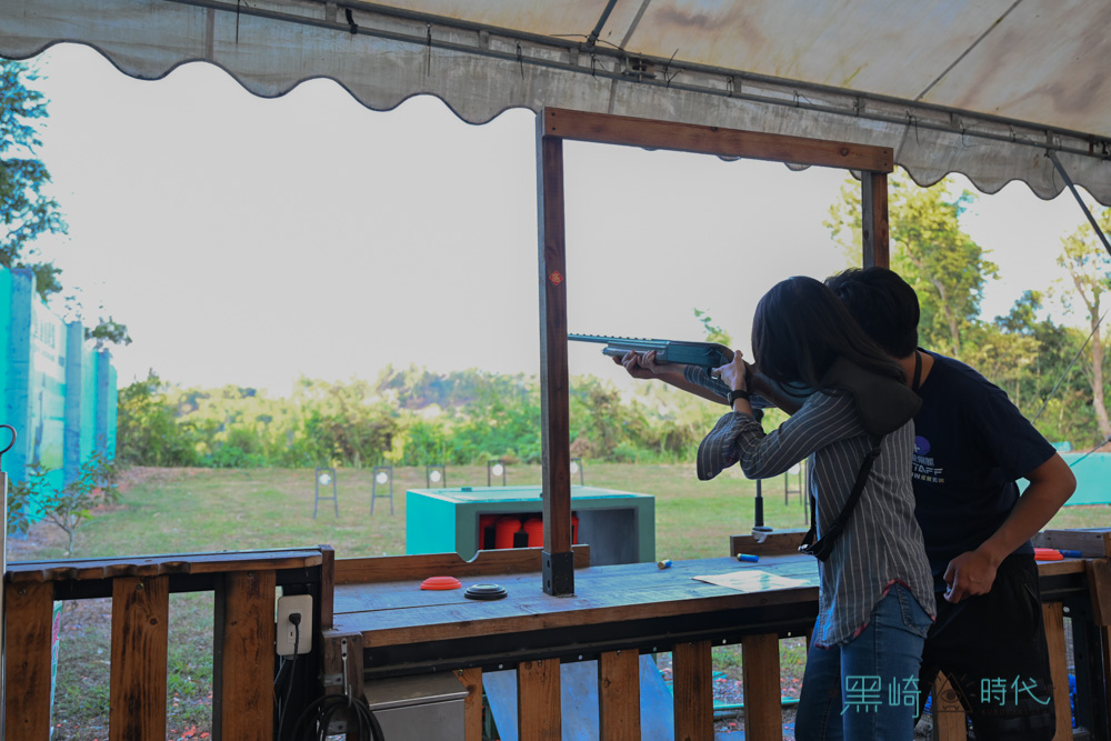 柳營運動休閒靶場 體驗手槍射擊與散彈槍 水彈漆彈安全又好玩 - 黑崎時代